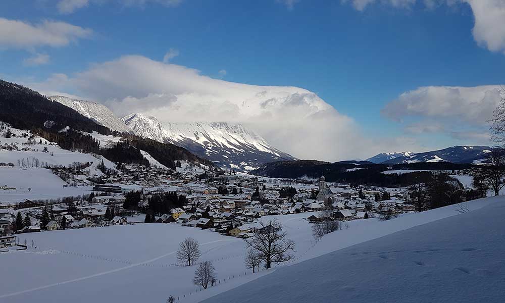 Schneerosenhügel