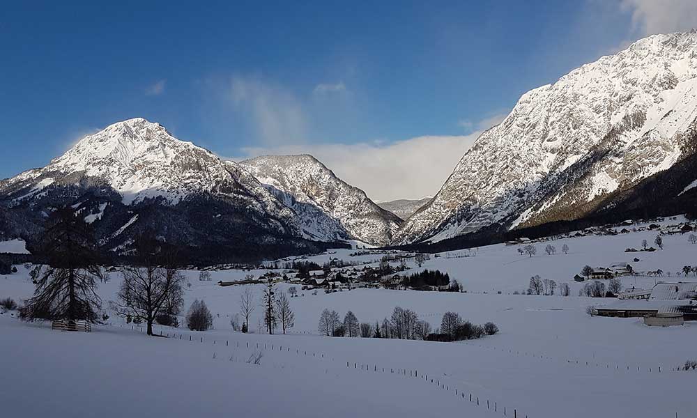 Schneerosenhügel